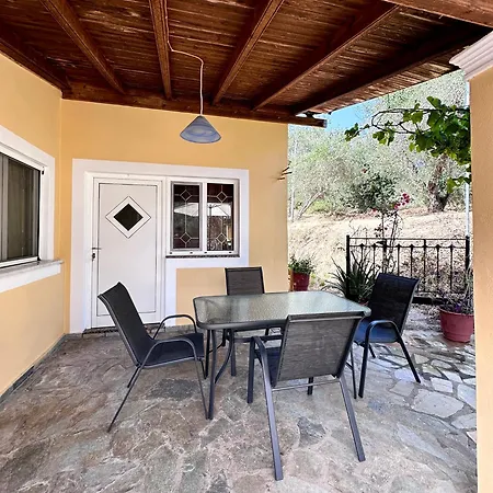 아파트 Katerinas House 2 Skriperon